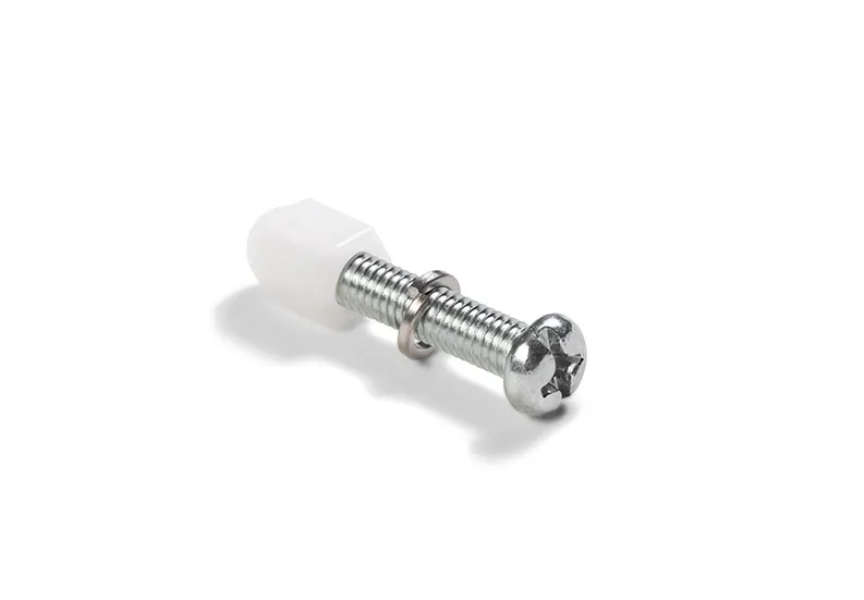SHORT FASTENER FOR TOP RAIL